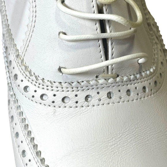 Salvatore Ferragamo Leather Oxfords main image 6